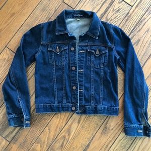 EARL Jean Jacket Size Medium